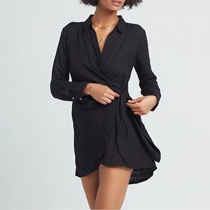 l*space Daydream Tunic in black. NWT.